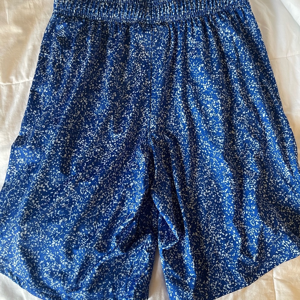 NWT Men's UA Train Stretch Printed Shorts